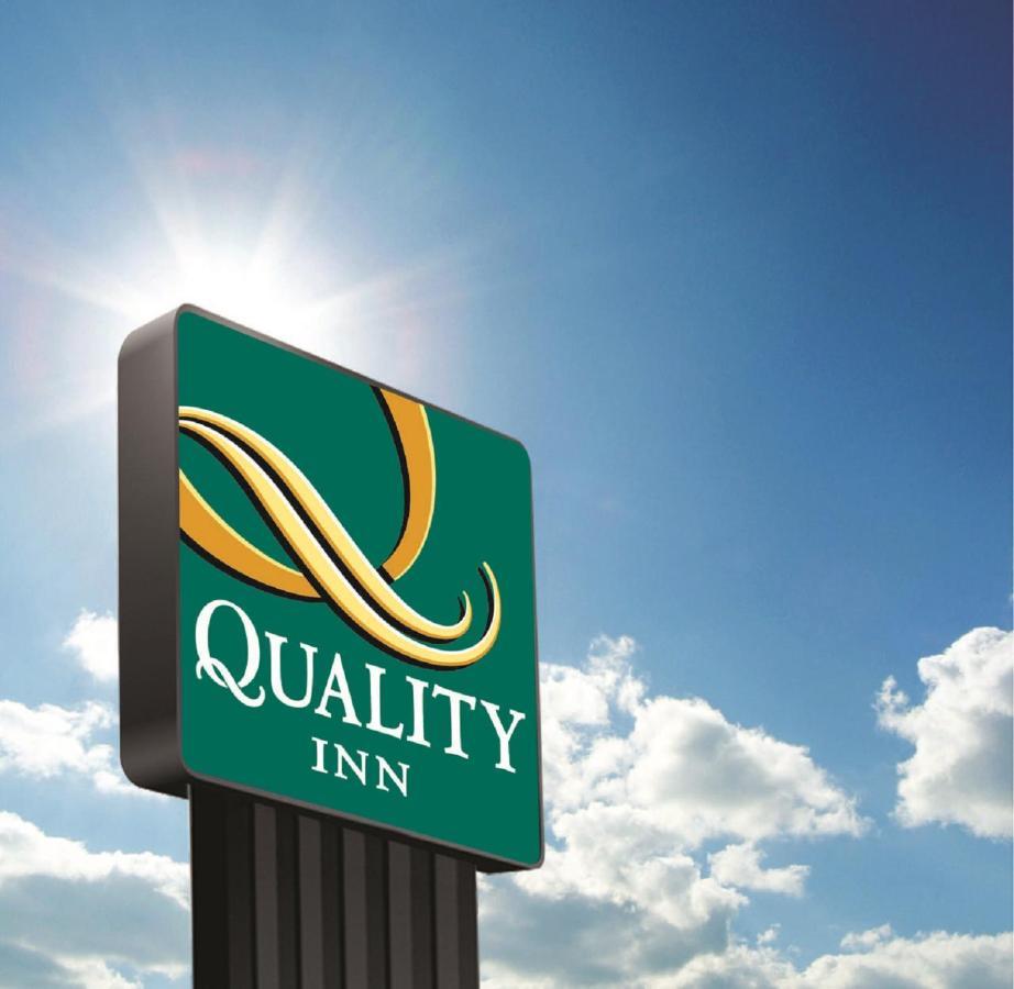 Quality Inn & Suites Auburn Buitenkant foto